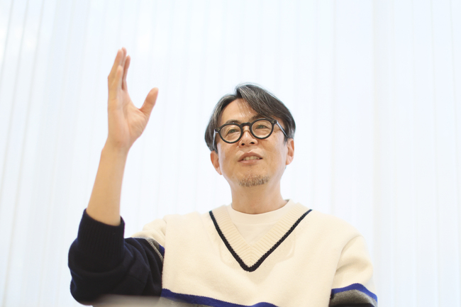 クラシコム　青木