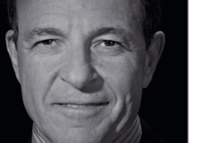 ウォルト・ディズニー：伝統を守り、伝統を壊す