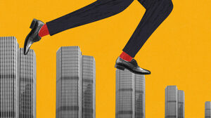 会社が事業を縮小する中でもキャリアアップを図る方法