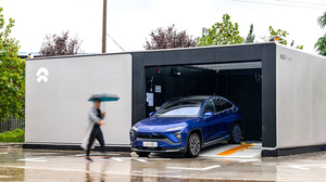 中国EVメーカーNIOはいかにしてバッテリー交換方式を成功させたのか