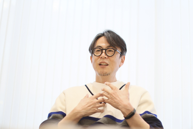 クラシコム　青木