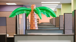 シニアの退職慣行を見直し、人材不足を解消する5つのステップ