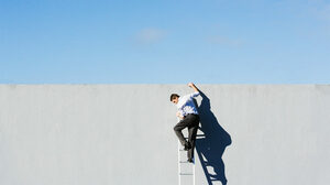 同僚との関係を出世に利用するための3つの戦略