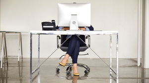 女性からのハラスメント告発は男性より軽視されやすい