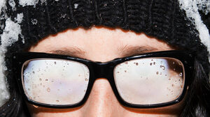 仕事でポーカーフェイスを保つ方法