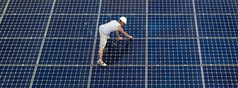 太陽光発電の「明るくない」側面にどう対処すべきか