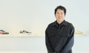 オニツカタイガーは時代に迎合せず、「らしさ」を貫き通す