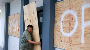 大企業は被災した中小企業をどのように支援すべきか